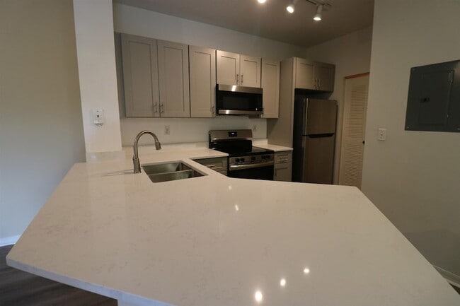 Photo - 560 Florida Club Blvd Unit 301