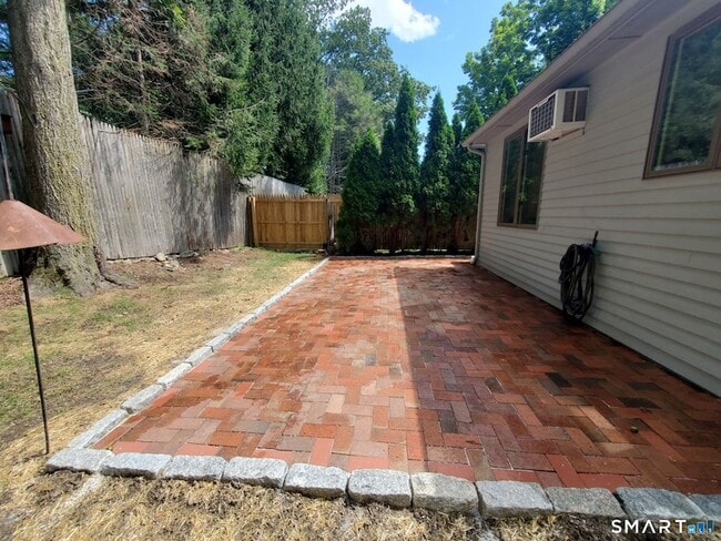 Photo - 25 Oakview Cir