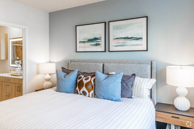 2BR, 2BA - 1,241SF - Primary Bedroom - One Hundred Forge