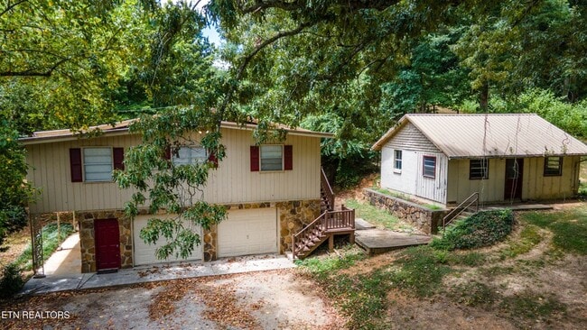 Photo - 630 Colonial Dr