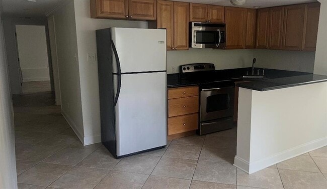 Photo - 6800 Louis XIV St Unit B