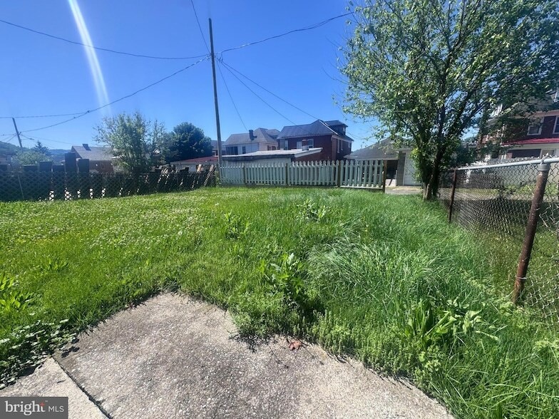 Photo - 620 Fairview Ave