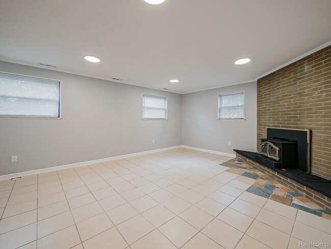 Photo - 7580 Thornwood St