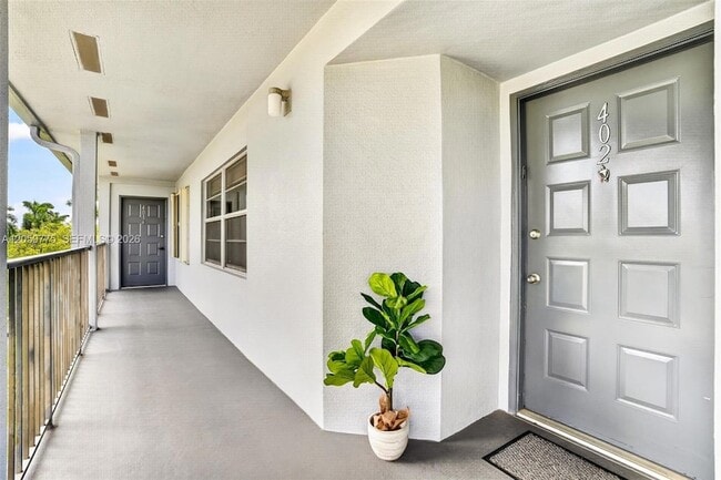 Photo - 12701 SW 14th St Unit 402J