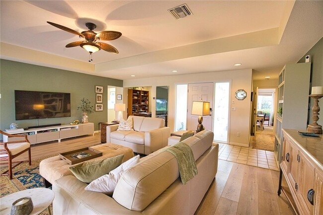 Photo - 735 Carnoustie Terrace