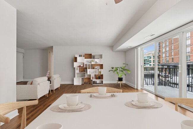 Photo - Georgia West