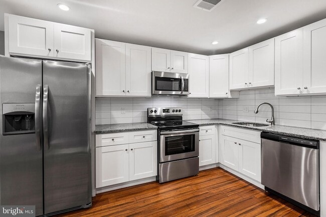 Photo - 2125 N 20th St Unit 2