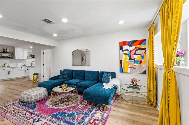Photo - 5803 Farwell Dr Unit SI ID1624278P