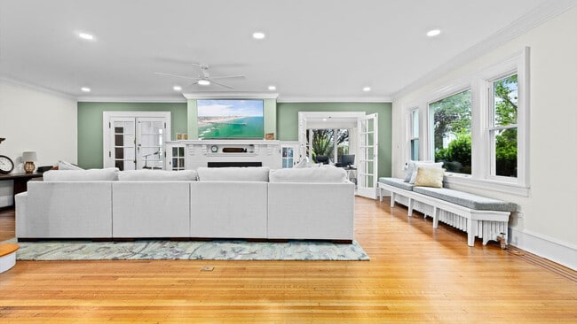 Photo - 2 S Oxford Ave Unit ID1309015P