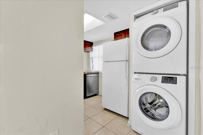 Photo - 271 Caribbean Dr