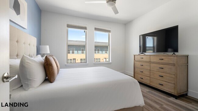 Photo - 6525 Ed Bluestein Blvd Unit 7206