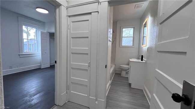 Photo - 1707 Holladay St