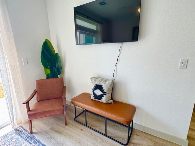 Photo - 1301 Leah Ave Unit SI FL1-ID1499098P