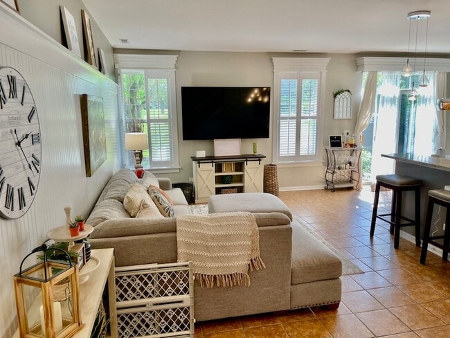 Photo - 24358 Leski Ln