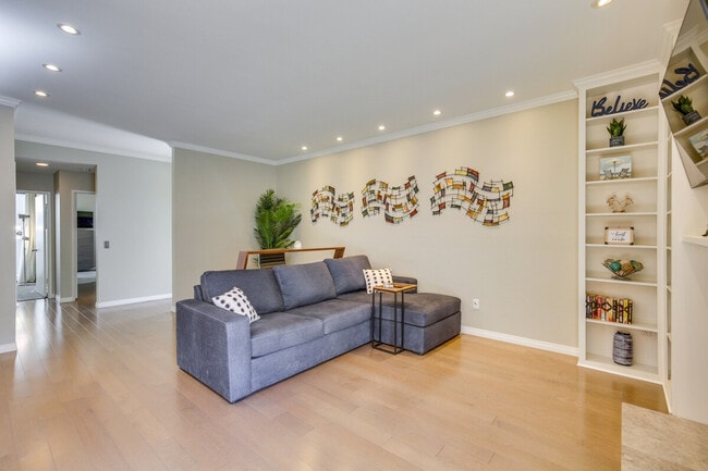 Building Photo - 701 Kettner Blvd Unit SI ID1308064P