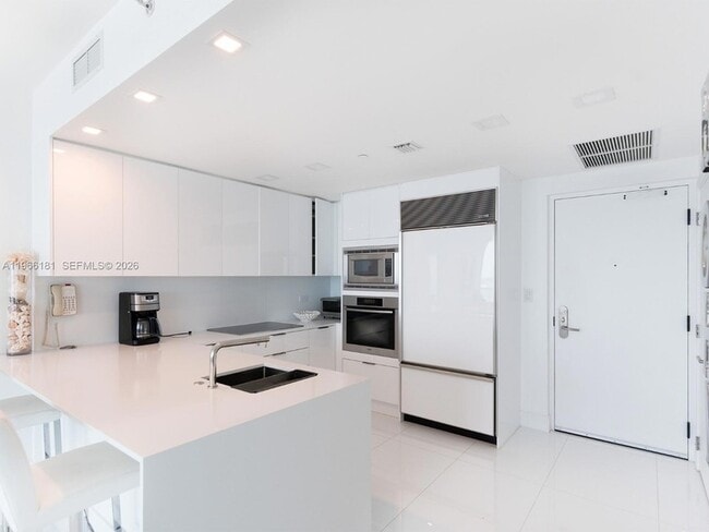 Photo - 6799 Collins Ave Unit 704