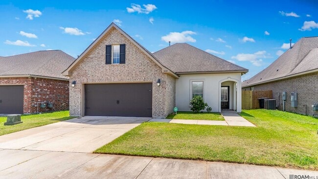 Building Photo - 1045 Gentle Wind Dr