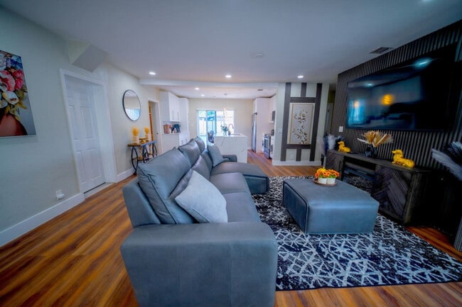 Photo - 2281 SW 15th St Unit SI ID1588376P