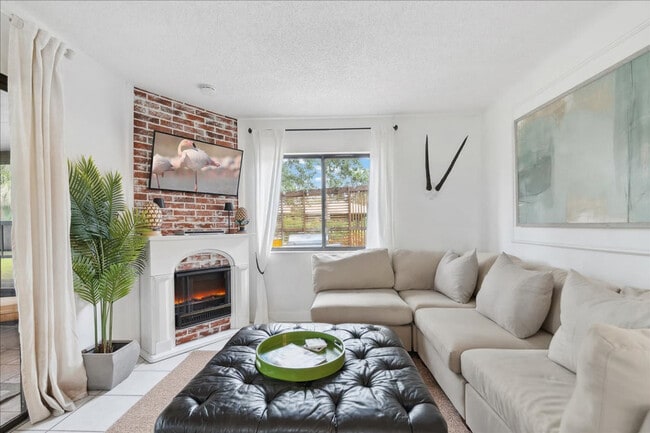 Building Photo - 171 Salmon Dr NE Unit ID1320148P