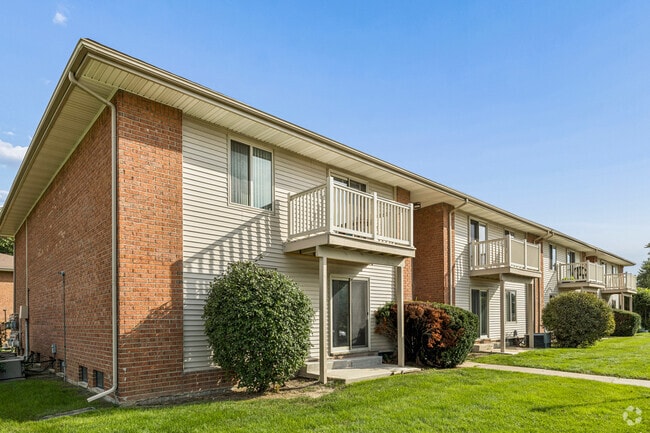 Bridgewood Apartments - Bridgewood Apartments