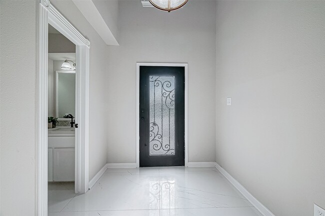 Photo - 3102 Glenn Lakes Ln