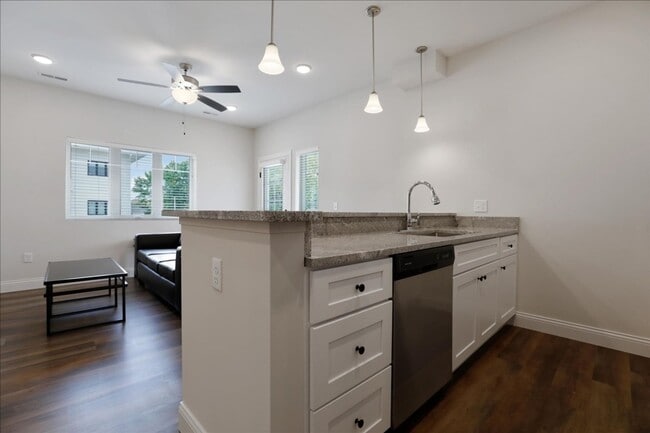 Photo - 314 S State St