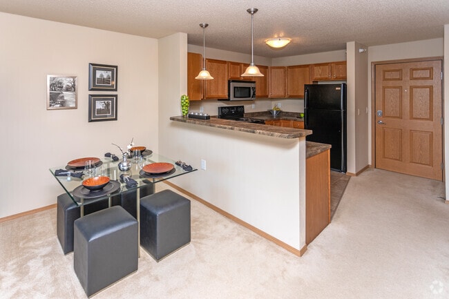 1BR, 1BA, Danford - 716SF - Foxmoor Apartments