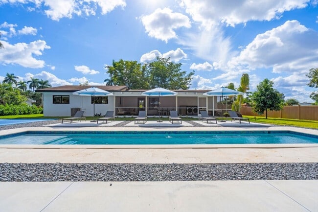 Photo - 535 N Biscayne River Dr Unit ID1255741P