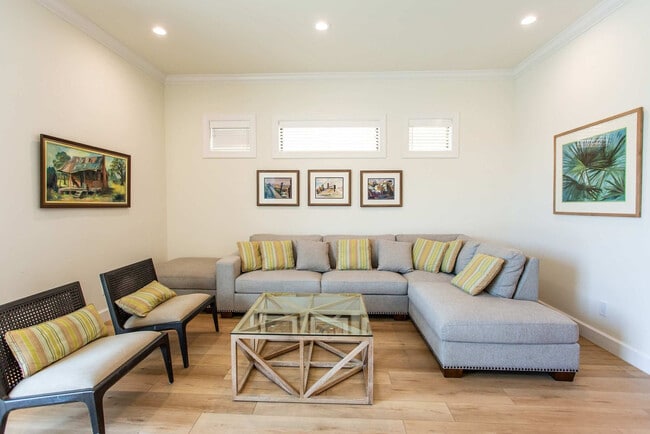 Photo - 588 111th Ave N Unit SI ID1504159P