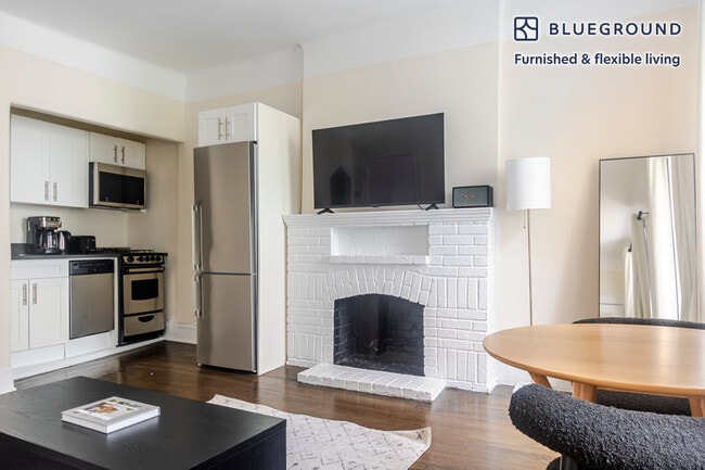 Photo - 26 Jane St Unit FL3-ID1973