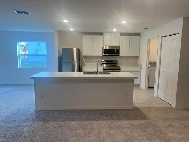 Photo - 3161 Fergus Ave