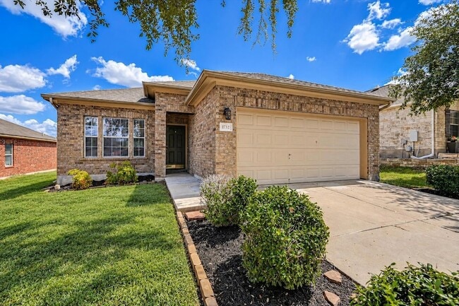 Photo - 1732 Amberwood Loop