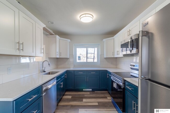 Photo - 14711 Borman St