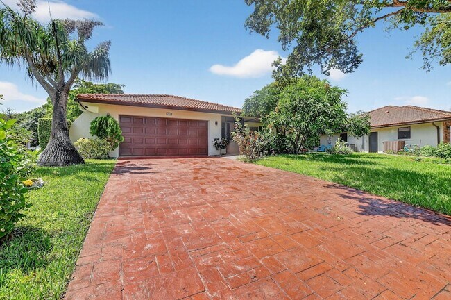 Photo - 328 NW 42nd St