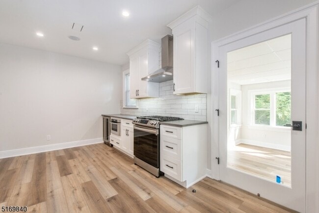 Photo - 31-37 Oak Grove Rd Unit 2