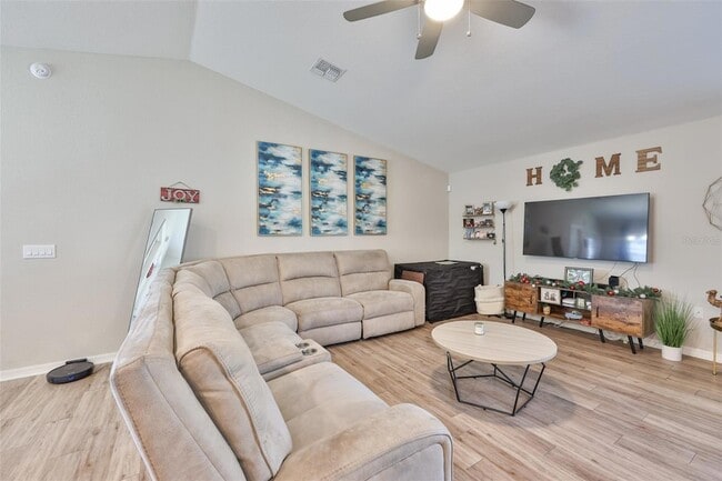 Photo - 252 Cascara Ln