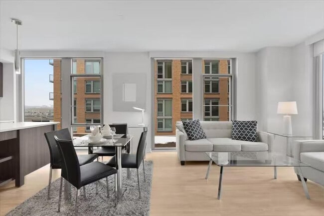 Building Photo - 400 Army Navy Dr Unit SI ID1047112P