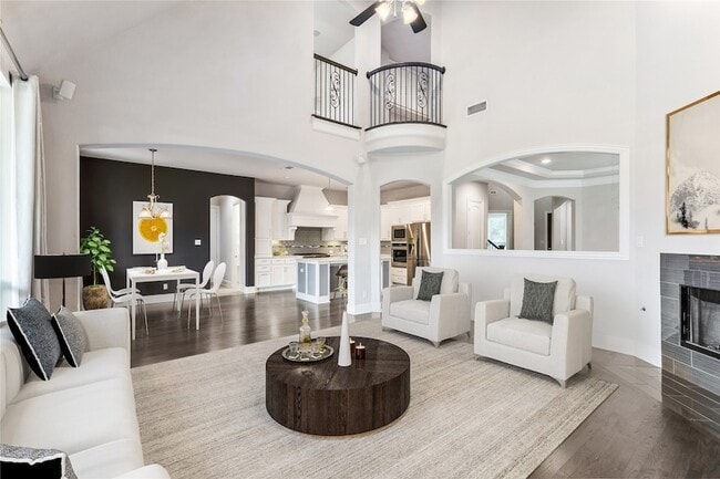 Photo - 1304 Damsel Caitlyn Dr