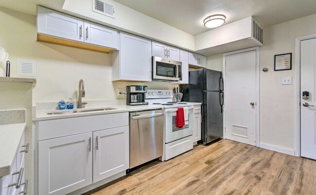 Photo - 650 Jack Stephens Dr Unit ID1296518P