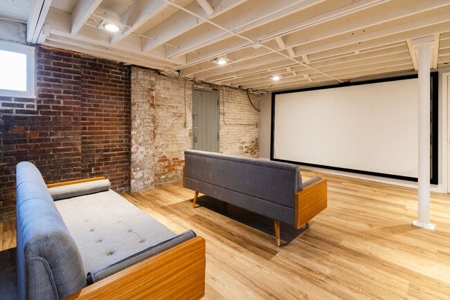 Photo - 1501 E 105th St Unit ID1290645P