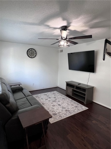 Photo - 4507 Carter Creek Pkwy