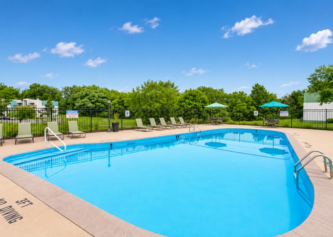 Pool - The Flats at Minor Park