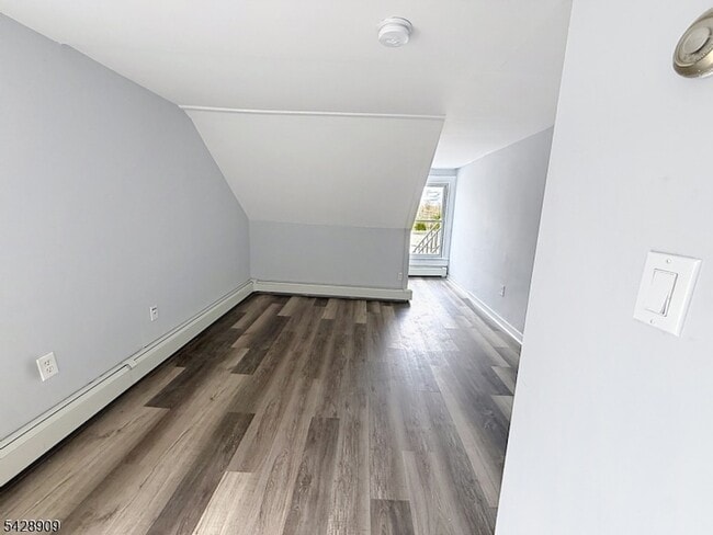 Photo - 174 Main St Unit 3R