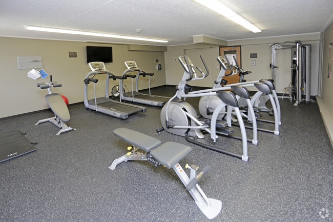 Fitness Center - Central Park Manor