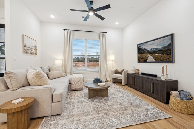 Building Photo - 3050 W Berkeley Ave Unit ID1221933P