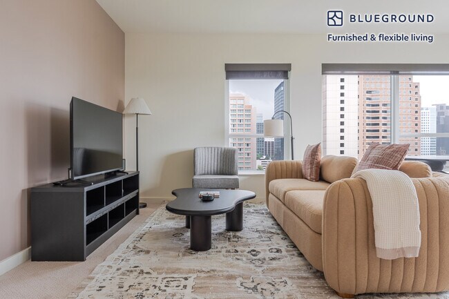 Photo - 10301 NE 10th St Unit FL11-ID945