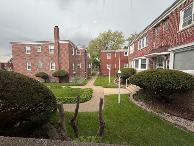 Photo - 312 E 83rd St Unit 1