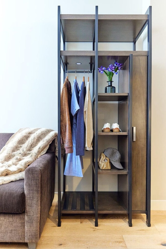 Photo - 121 Middle St Unit ID1366941P