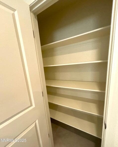 Photo - 904 Cascade Range Dr