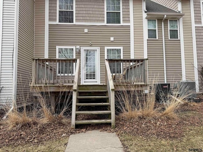 Photo - 5911 N 166th St